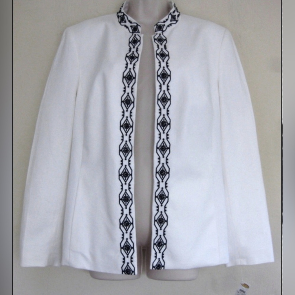 Talbots embellished white jacket 10 petites Open front Black trim cotton Blazer